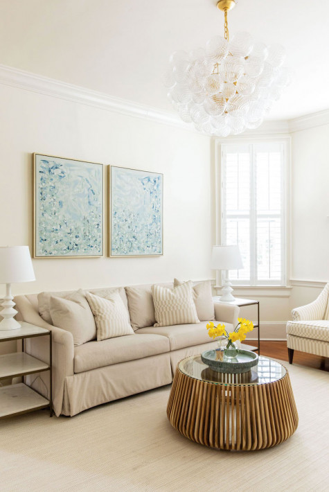 living-room-sofa-coffee-table-hanging-wall-art